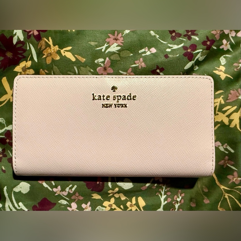 Kate Spade Madison Slim Bifold Wallet - 11 Card Slots! Lavender & Floral Print.